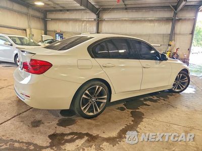 Trzecie zdjęcie samochodu z tyłu: 2018 BMW 330 XI VIN:WBA8D9G55JNU69308 - miniatura