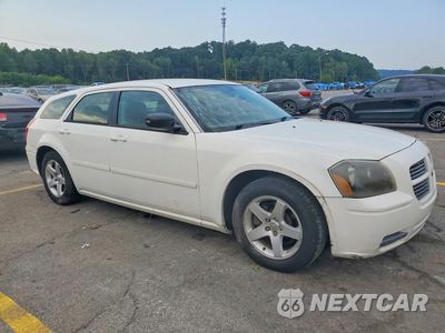 Czwarte zdjęcie samochodu z boku: 2006 DODGE MAGNUM SE VIN:2D4FV47T66H416659 - miniatura