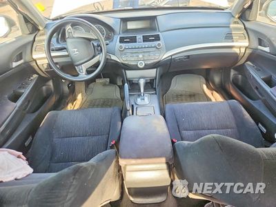 Zdjęcie 8 z 13 samochodu: 2011 HONDA ACCORD LX VIN:1HGCP2F39BA152217 - miniatura