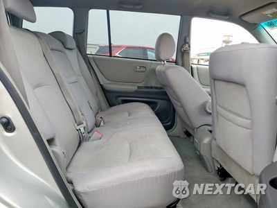 Zdjęcie 11 z 13 samochodu: 2004 TOYOTA HIGHLANDER BASE VIN:JTEGD21A140082893 - miniatura