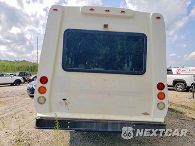 Zdjęcie 9 z 13 samochodu: 2021 FORD E350 SHUTTLE BUS VIN:1FDEE3FN8MDC21836 - miniatura
