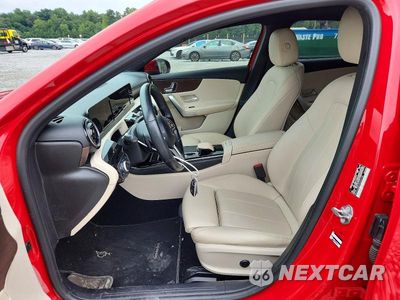 Zdjęcie 7 z 12 samochodu: 2019 MERCEDES-BENZ A 220 VIN:WDD3G4EB1KW024128 - miniatura