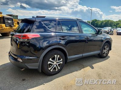 Trzecie zdjęcie samochodu z tyłu: 2017 TOYOTA RAV4 LE VIN:2T3BFREV5HW598478 - miniatura