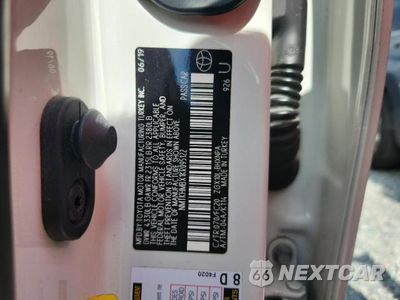 Zdjęcie 13 z 13 samochodu: 2019 TOYOTA C-HR LE VIN:NMTKHMBX1KR095122 - miniatura