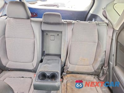 Zdjęcie 10 z 13 samochodu: 2022 KIA SELTOS S VIN:KNDEU2AA2N7284825 - miniatura