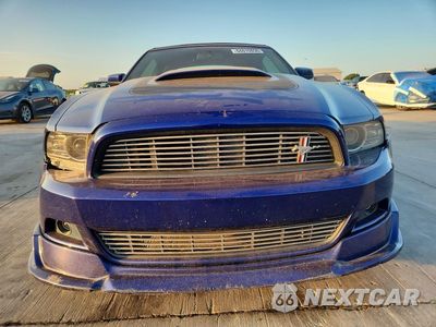 Piąte zdjęcie samochodu w środku: 2013 FORD MUSTANG VIN:1ZVBP8EM2D5250859 - miniatura