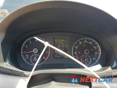 Zdjęcie 9 z 12 samochodu: 2012 VOLKSWAGEN PASSAT SE VIN:1VWBP7A34CC039325 - miniatura
