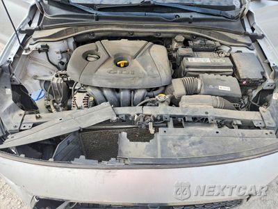 Zdjęcie 11 z 12 samochodu: 2019 HYUNDAI ELANTRA GT BASE VIN:KMHH35LE7KU088132 - miniatura