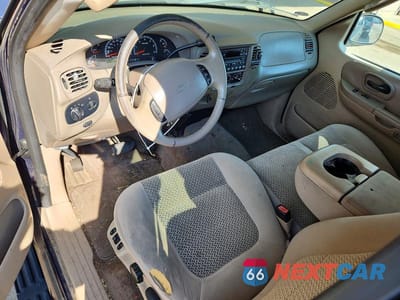 Zdjęcie 8 z 13 samochodu: 2002 FORD F150 SUPERCREW VIN:1FTRW07L92KD44035 - miniatura