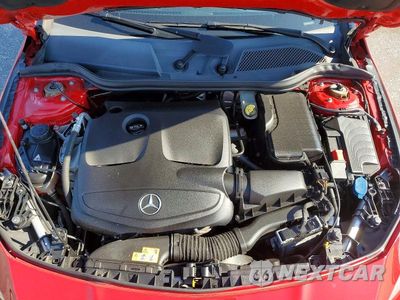 Zdjęcie 11 z 12 samochodu: 2018 MERCEDES-BENZ CLA 250 4MATIC VIN:WDDSJ4GB4JN553975 - miniatura