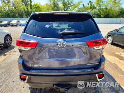 Zdjęcie 6 z 13 samochodu: 2018 TOYOTA HIGHLANDER LIMITED VIN:5TDDZRFH2JS857637 - miniatura