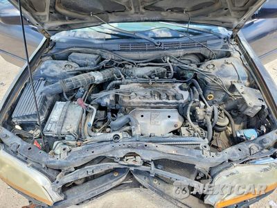 Zdjęcie 11 z 13 samochodu: 2002 HONDA ACCORD SE VIN:1HGCG56742A161315 - miniatura