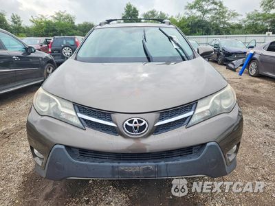 Piąte zdjęcie samochodu w środku: 2013 TOYOTA RAV4 XLE VIN:2T3RFREV0DW107002 - miniatura