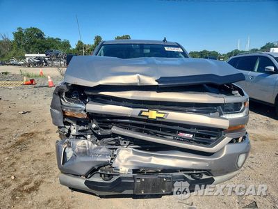 Piąte zdjęcie samochodu w środku: 2017 CHEVROLET SILVERADO K1500 LT VIN:3GCUKREC5HG312051 - miniatura
