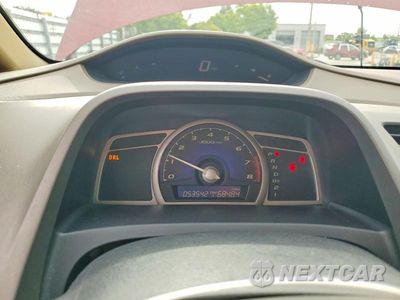 Zdjęcie 9 z 12 samochodu: 2006 HONDA CIVIC LX VIN:1HGFA16576L078266 - miniatura