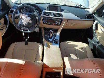 Zdjęcie 8 z 12 samochodu: 2018 BMW 320 I VIN:WBA8E1G51JNU89604 - miniatura