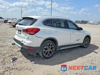 Trzecie zdjęcie samochodu z tyłu: 2021 BMW X1 SDRIVE28I VIN:WBXJG7C04M5S69375 - miniatura