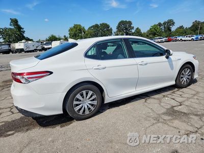 Trzecie zdjęcie samochodu z tyłu: 2020 TOYOTA CAMRY LE VIN:4T1C31AK6LU535787 - miniatura