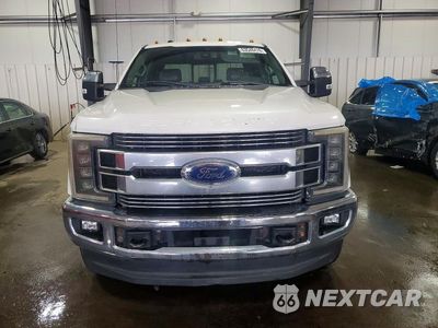 Piąte zdjęcie samochodu w środku: 2017 FORD F350 SUPER DUTY VIN:1FT8W3BT0HEB35696 - miniatura