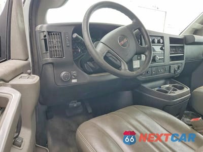 Zdjęcie 8 z 13 samochodu: 2021 GMC SAVANA CUTAWAY 3500 BOX TRUCK VIN:7GZ37TC77MN011348 - miniatura