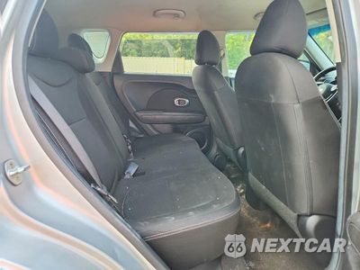 Zdjęcie 10 z 12 samochodu: 2017 KIA SOUL VIN:KNDJN2A25H7432023 - miniatura