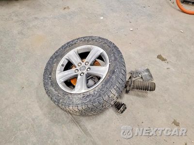 Zdjęcie 13 z 14 samochodu: 2015 TOYOTA RAV4 XLE VIN:2T3RFREV4FW287233 - miniatura