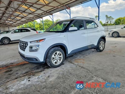 2020 HYUNDAI VENUE SEL KMHRC8A30LU043610 - główne zdjęcie licytacji z USA - miniatura