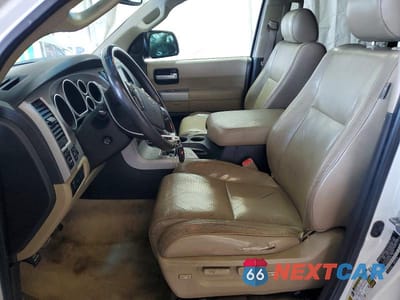 Zdjęcie 7 z 13 samochodu: 2008 TOYOTA SEQUOIA PLATINUM VIN:5TDZY67A48S013439 - miniatura