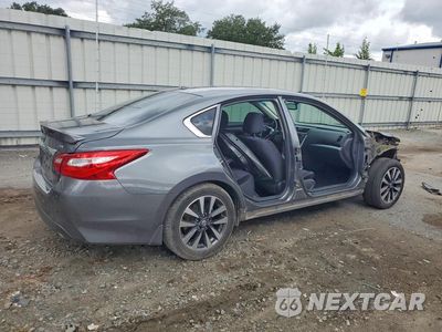 Trzecie zdjęcie samochodu z tyłu: 2017 NISSAN ALTIMA 2.5 SV VIN:1N4AL3AP7HC181669 - miniatura