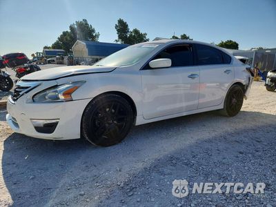2015 NISSAN ALTIMA 2.5 S 1N4AL3AP1FN877543 - główne zdjęcie licytacji z USA - miniatura