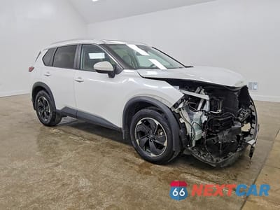 Czwarte zdjęcie samochodu z boku: 2024 NISSAN ROGUE SV VIN:JN8BT3BA5RW355980 - miniatura