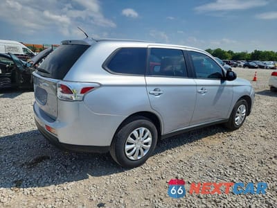 Trzecie zdjęcie samochodu z tyłu: 2014 MITSUBISHI OUTLANDER ES VIN:JA4AD2A37EZ001060 - miniatura