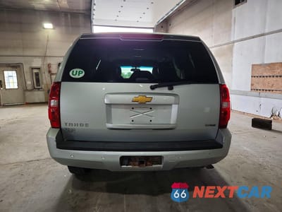 Zdjęcie 6 z 12 samochodu: 2012 CHEVROLET TAHOE K1500 LT VIN:1GNSKBE04CR311316 - miniatura