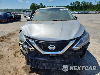 Piąte zdjęcie samochodu w środku: 2018 NISSAN SENTRA S VIN:3N1AB7AP6JY330397 - miniatura