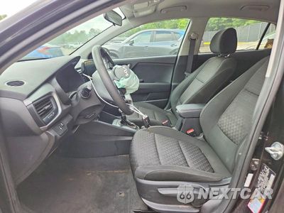 Zdjęcie 7 z 12 samochodu: 2023 KIA RIO S VIN:3KPA24AD4PE611626 - miniatura
