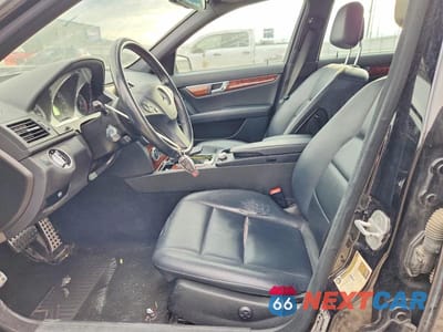 Zdjęcie 7 z 12 samochodu: 2011 MERCEDES-BENZ C 300 4MATIC VIN:WDDGF8BBXBR174091 - miniatura