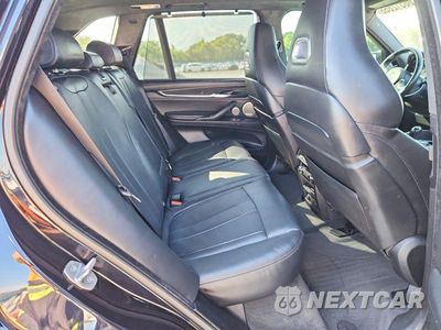 Zdjęcie 11 z 13 samochodu: 2016 BMW X5 M VIN:5YMKT6C58G0R77852 - miniatura
