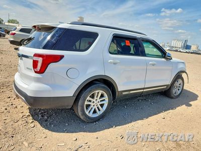Trzecie zdjęcie samochodu z tyłu: 2017 FORD EXPLORER XLT VIN:1FM5K7DH7HGA48621 - miniatura