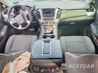 Zdjęcie 8 z 13 samochodu: 2016 GMC YUKON SLE VIN:1GKS1AKC3GR478331 - miniatura