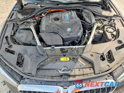 Zdjęcie 11 z 12 samochodu: 2022 BMW 530 VIN:WBA33AG09NCH72535 - miniatura