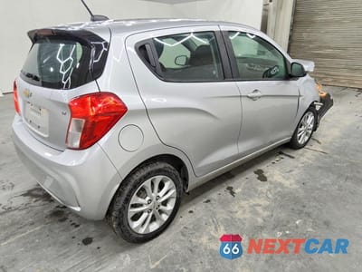 Trzecie zdjęcie samochodu z tyłu: 2020 CHEVROLET SPARK 1LT VIN:KL8CD6SA7LC447060 - miniatura