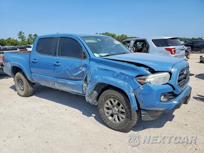 Czwarte zdjęcie samochodu z boku: 2019 TOYOTA TACOMA SR5 V6 VIN:5TFAZ5CN2KX082547 - miniatura