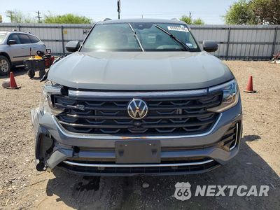 Piąte zdjęcie samochodu w środku: 2024 VOLKSWAGEN ATLAS CROSS SPORT SEL PREMIUM R-LINE VIN:1V2FE2CA1RC245959 - miniatura