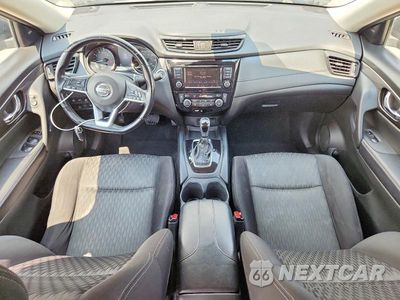 Zdjęcie 8 z 13 samochodu: 2020 NISSAN ROGUE SV VIN:JN8AT2MVXLW138972 - miniatura