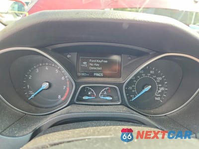Zdjęcie 9 z 12 samochodu: 2015 FORD FOCUS TITANIUM VIN:1FADP3N23FL227091 - miniatura
