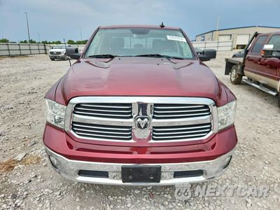Piąte zdjęcie samochodu w środku: 2018 RAM 1500 SLT VIN:3C6RR7LT5JG266145 - miniatura