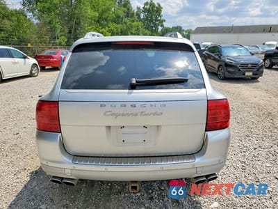 Zdjęcie 6 z 14 samochodu: 2004 PORSCHE CAYENNE TURBO VIN:WP1AC29P44LA93454 - miniatura