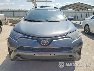 Piąte zdjęcie samochodu w środku: 2017 TOYOTA RAV4 HYBRID XLE VIN:JTMRJREV5HD069848 - miniatura