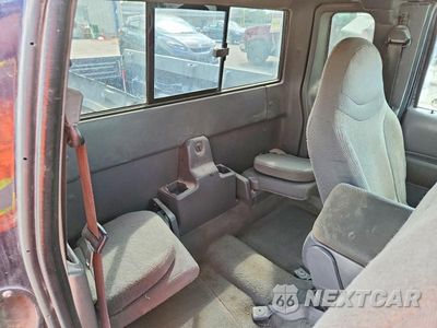 Zdjęcie 10 z 12 samochodu: 2001 FORD RANGER SUPER CAB VIN:1FTYR14U01TA62882 - miniatura