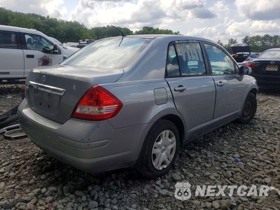 Trzecie zdjęcie samochodu z tyłu: 2011 NISSAN VERSA 1.8 S VIN:3N1BC1AP2BL431479 - miniatura
